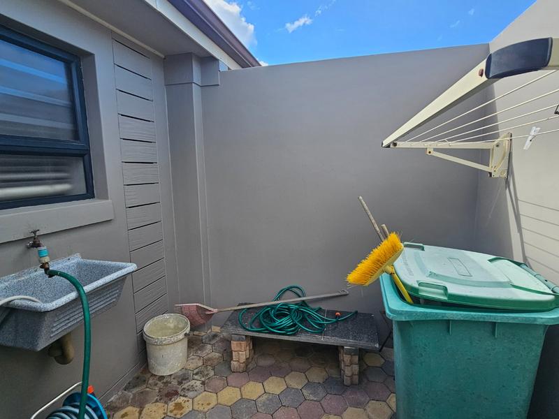 2 Bedroom Property for Sale in Paradise Coast Western Cape